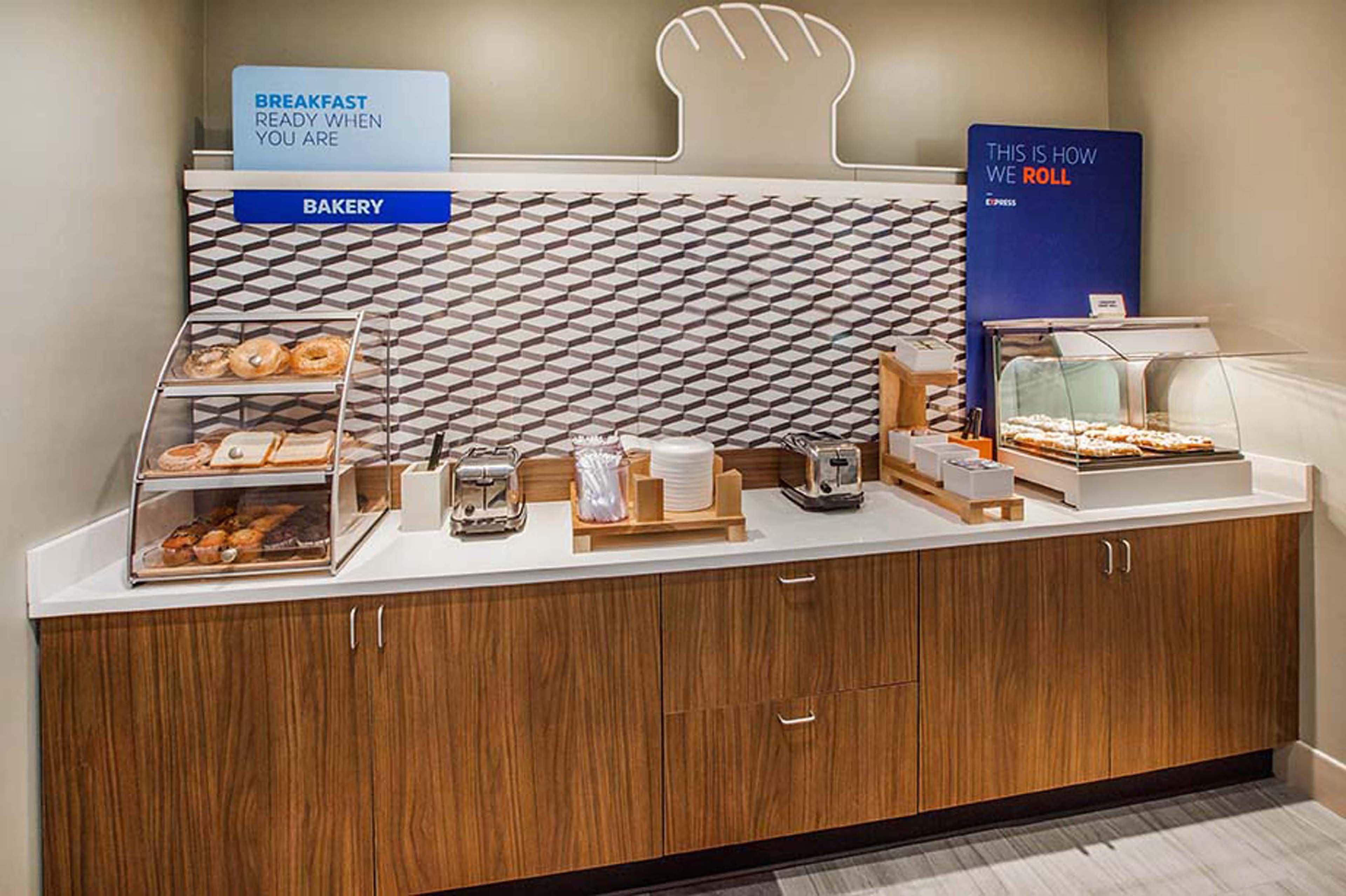 Holiday Inn Express & Suites Shelbyville By Ihg Extérieur photo