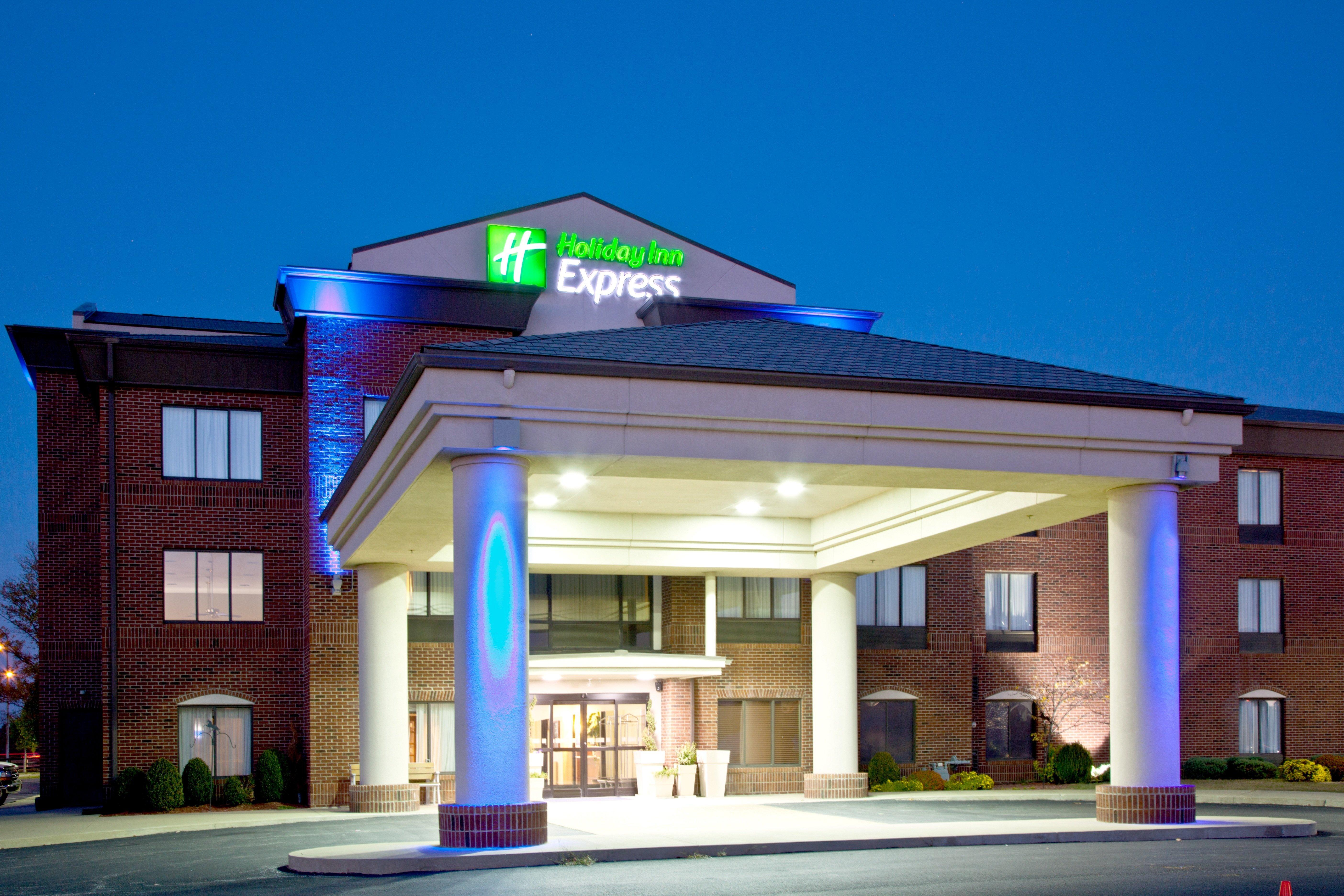 Holiday Inn Express & Suites Shelbyville By Ihg Extérieur photo