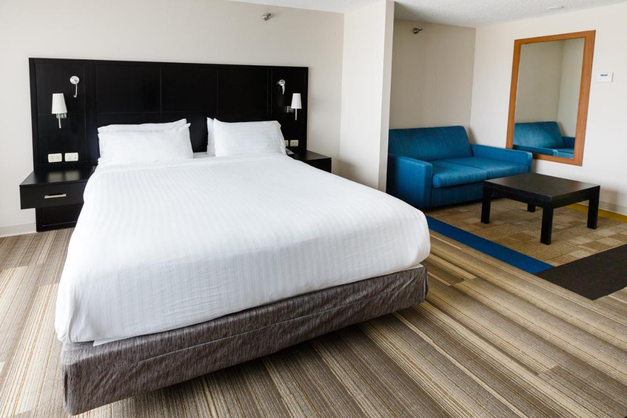 Holiday Inn Express & Suites Shelbyville By Ihg Extérieur photo